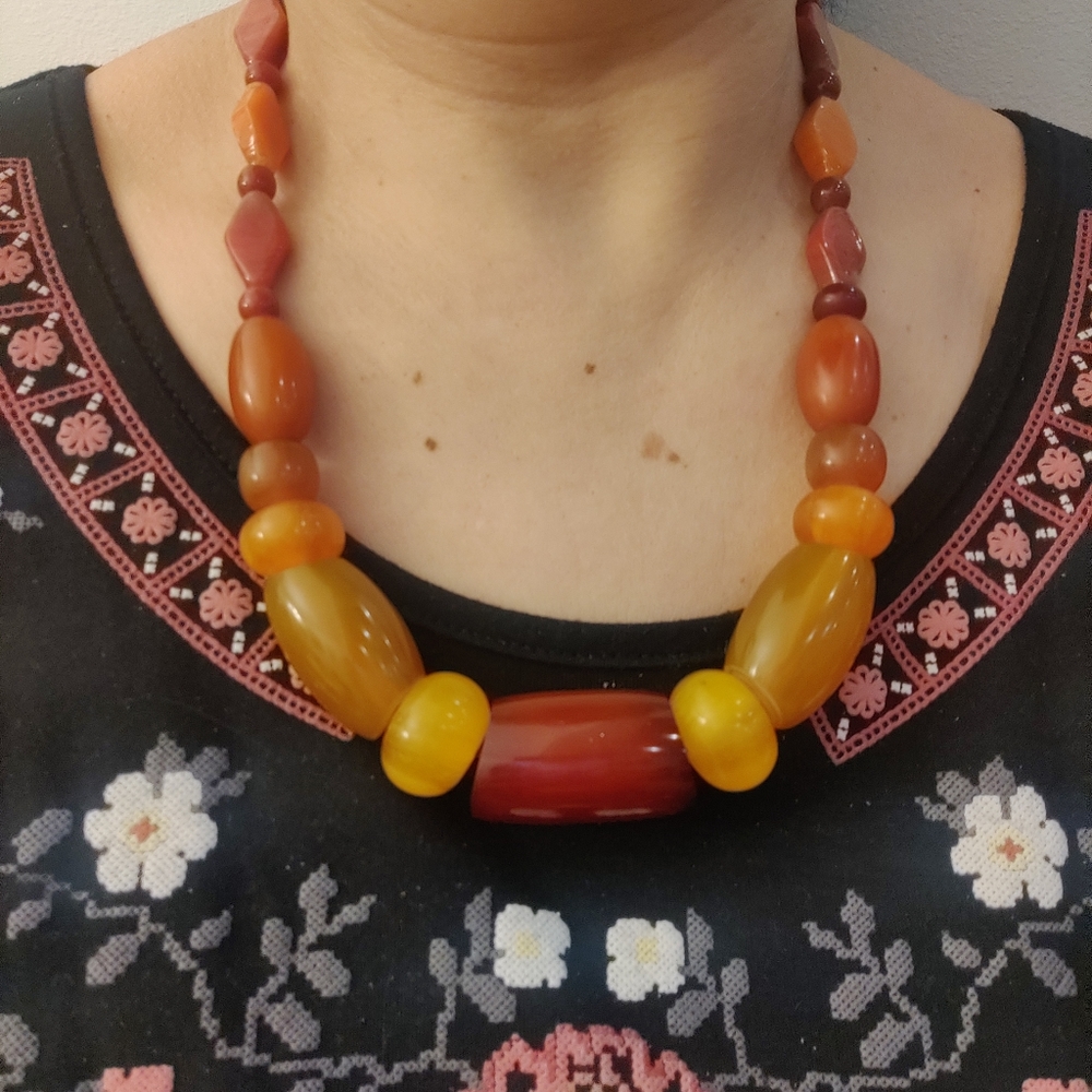 Vintage African amber necklace - Picture 6 of 9